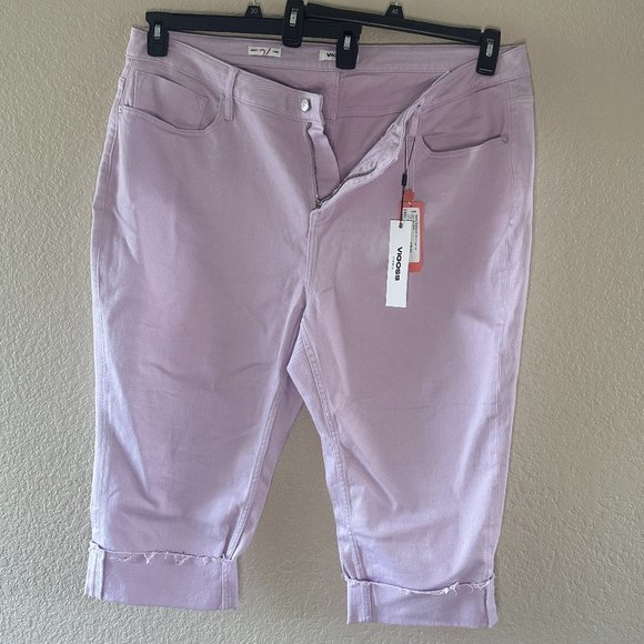 Vigoss Pants - Vigoss Marley Distressed Cuffed Capri in Lavender 24W NWT